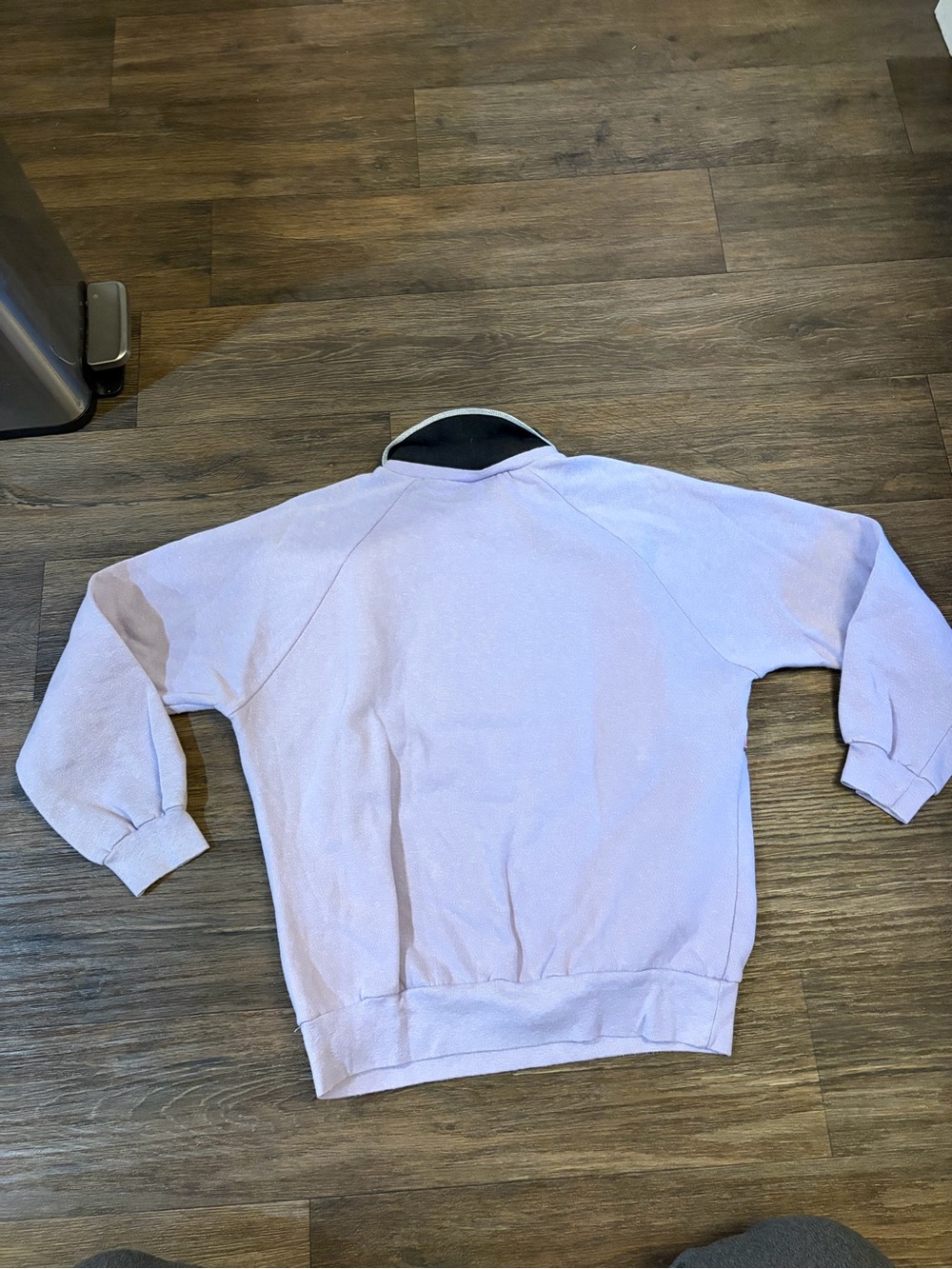 80s Women’s Pastel Palm Tree Collared Beverly Hills Club Lavendar Crewneck - Picture 8 of 8